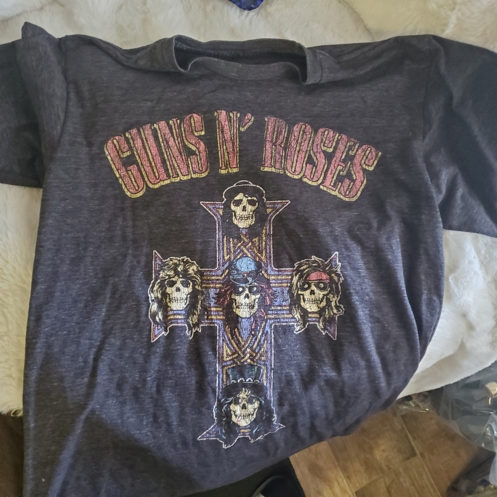 Guns n roses t-shirt size medium